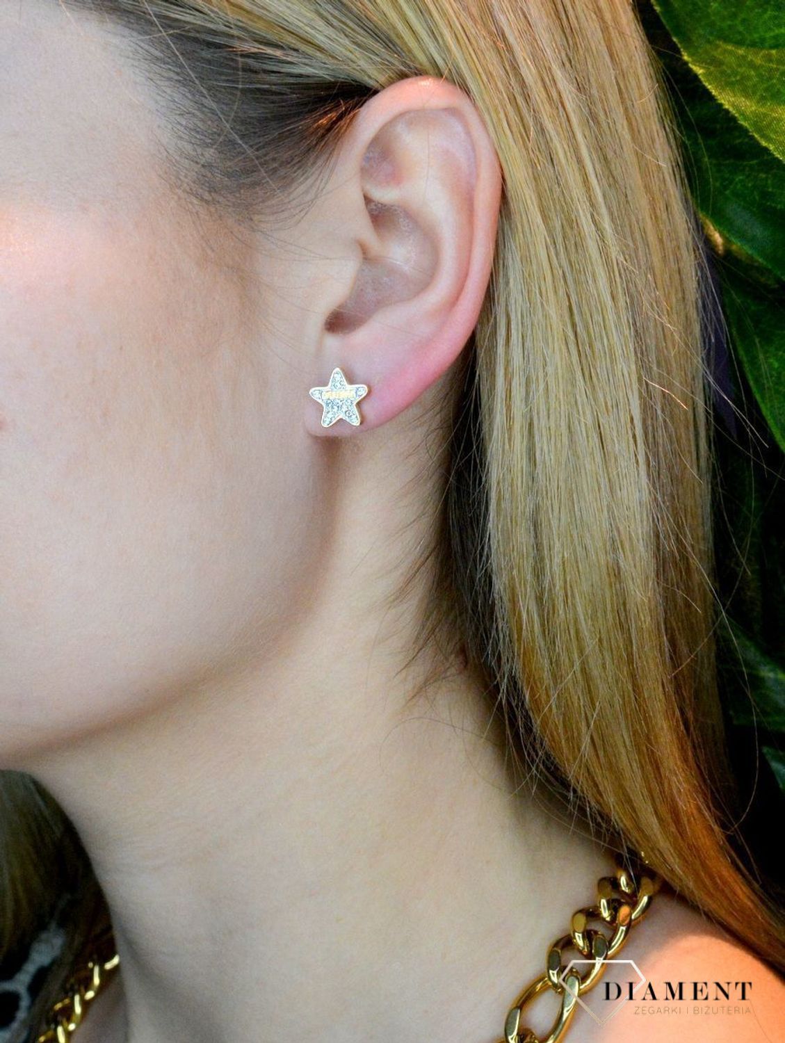 Kolczyki damskie przy uchu GUESS JUBE02157JWYGT.jpg