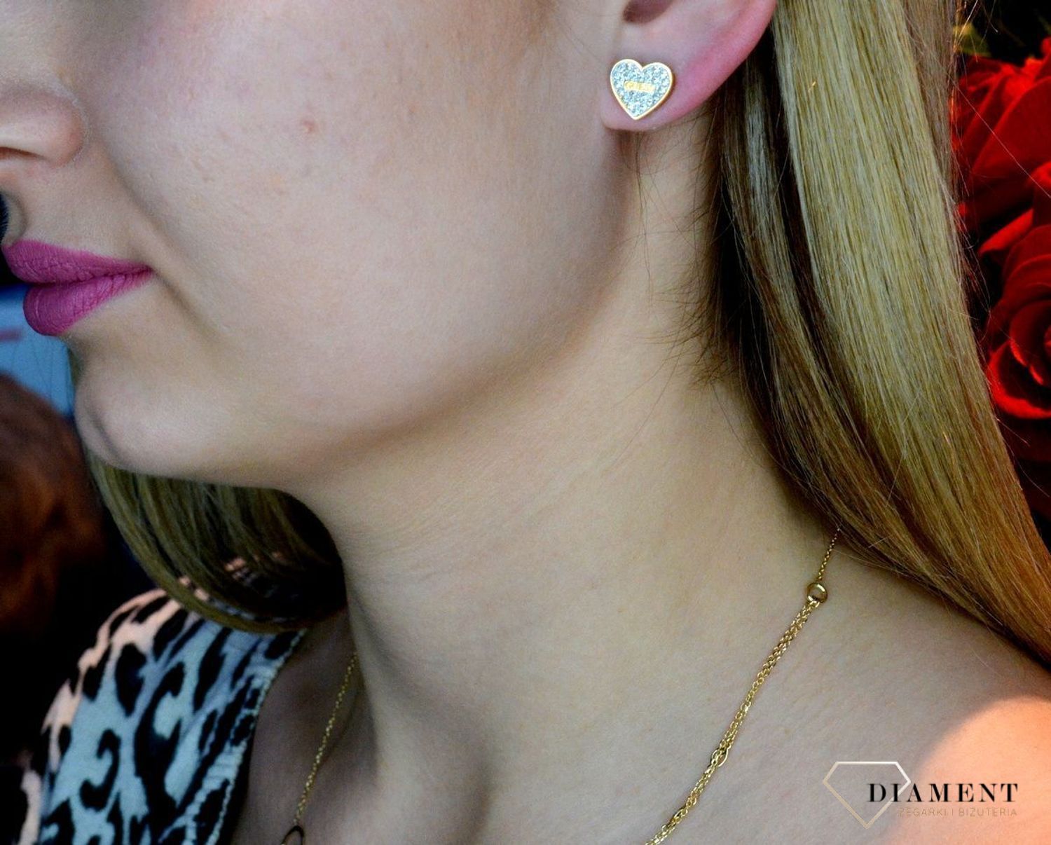 Kolczyki damskie przy uchu GUESS 'Błyszczące serca' JUBE02173JWYGTd.jpg