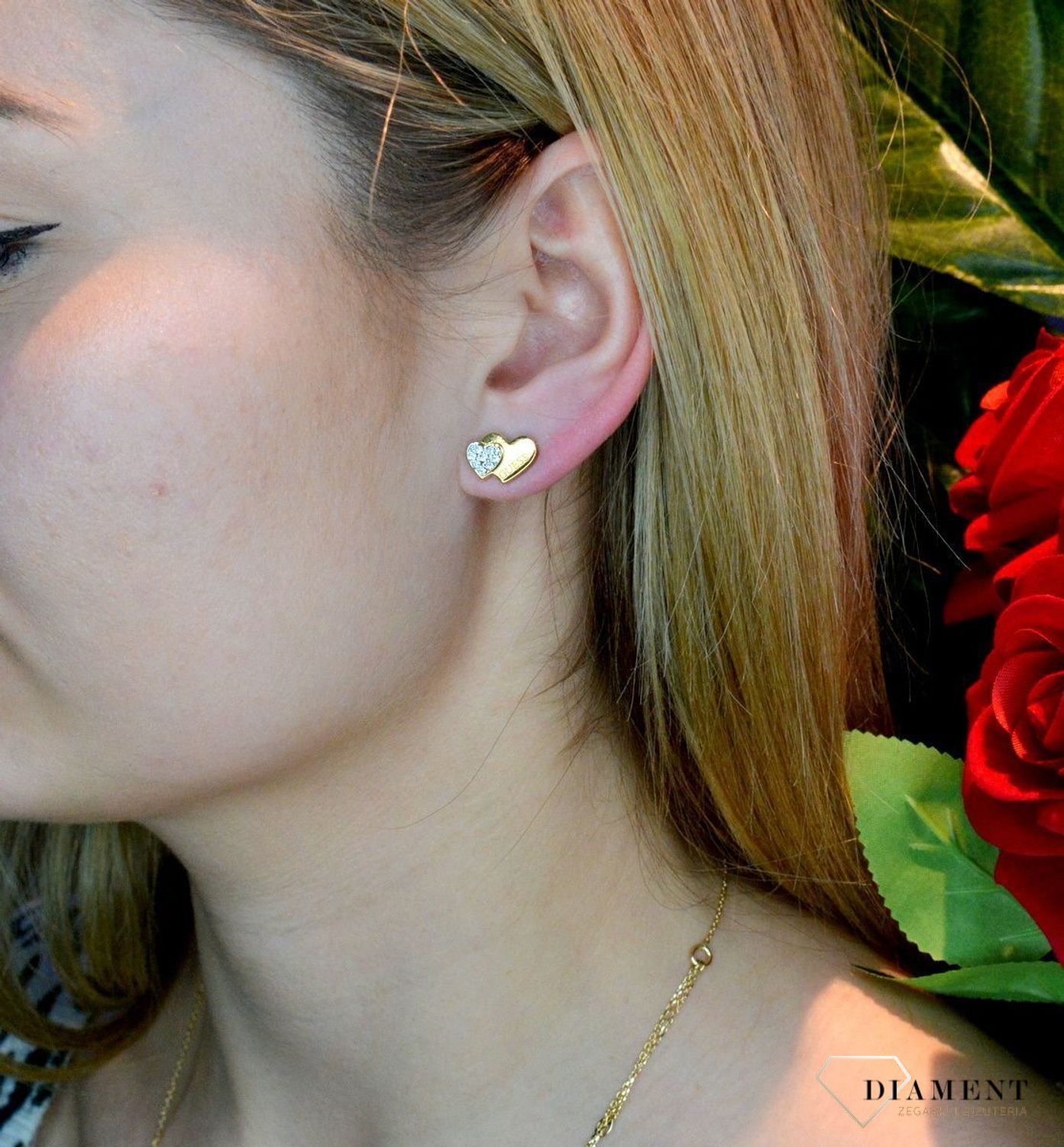 Złote kolczyki damskie GUESS stalowe 'Podwójne serca' JUBE02174JWYGT.jpg