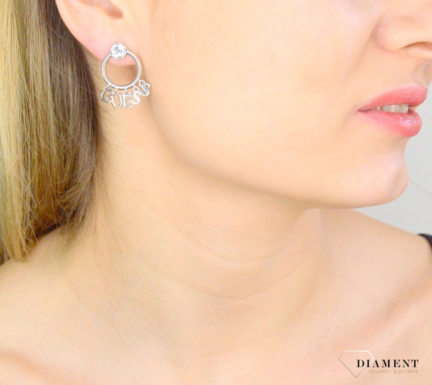 Kolczyki stalowe GUESS kółka z zawieszkami  JUBE02222JWRHT.jpg