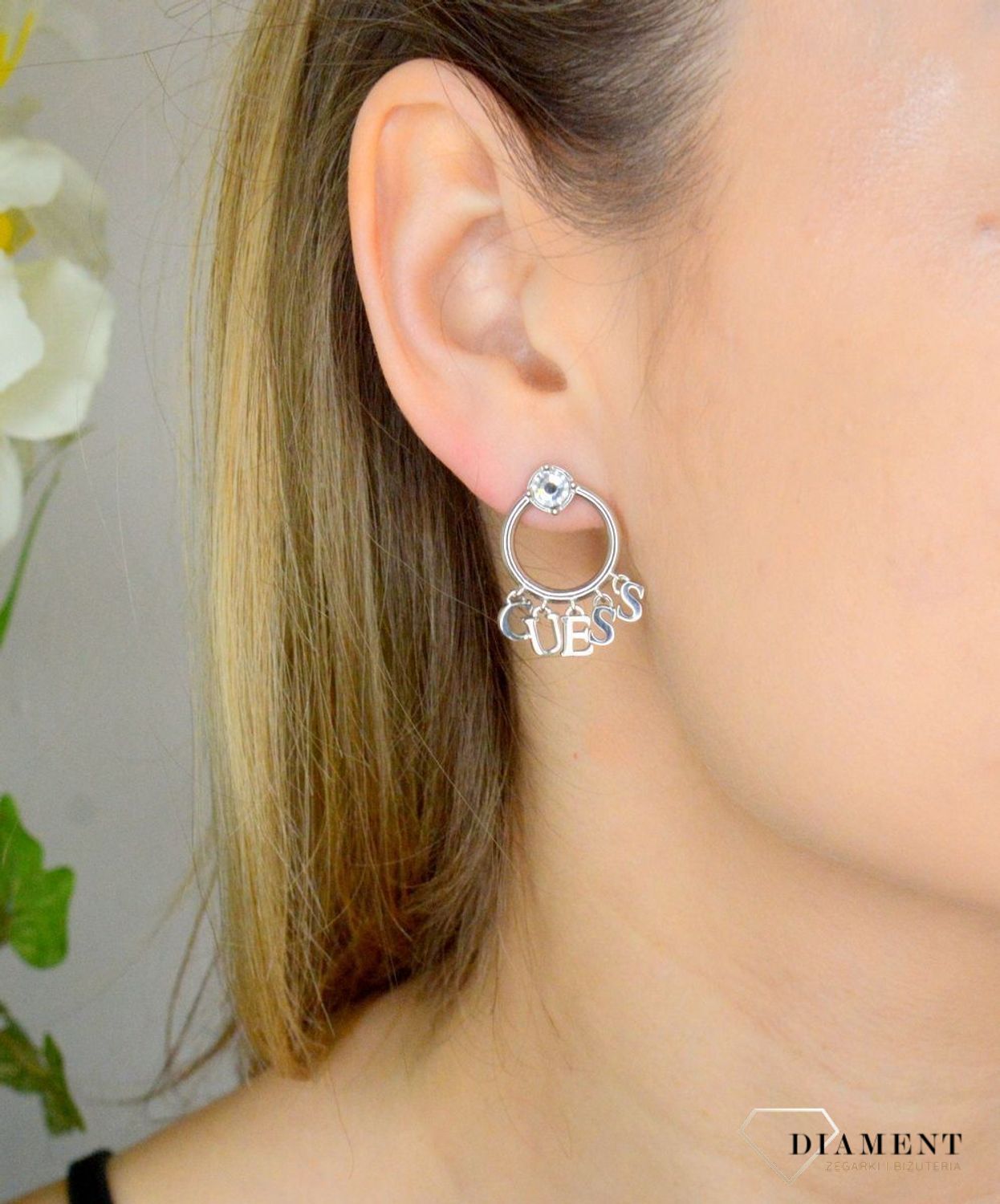 Kolczyki stalowe GUESS kółka z zawieszkami  JUBE02222JWRHT.jpg