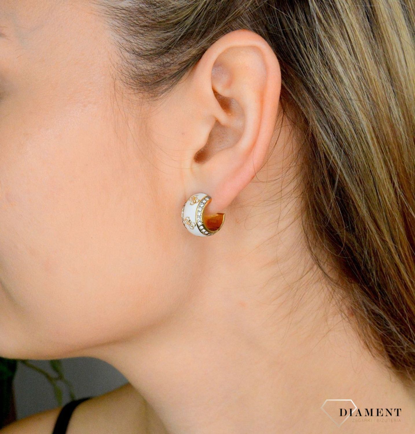 Kolczyki GUESS białe półokrągłe z cyrkoniami JUBE02280JWYGWHT.jpg