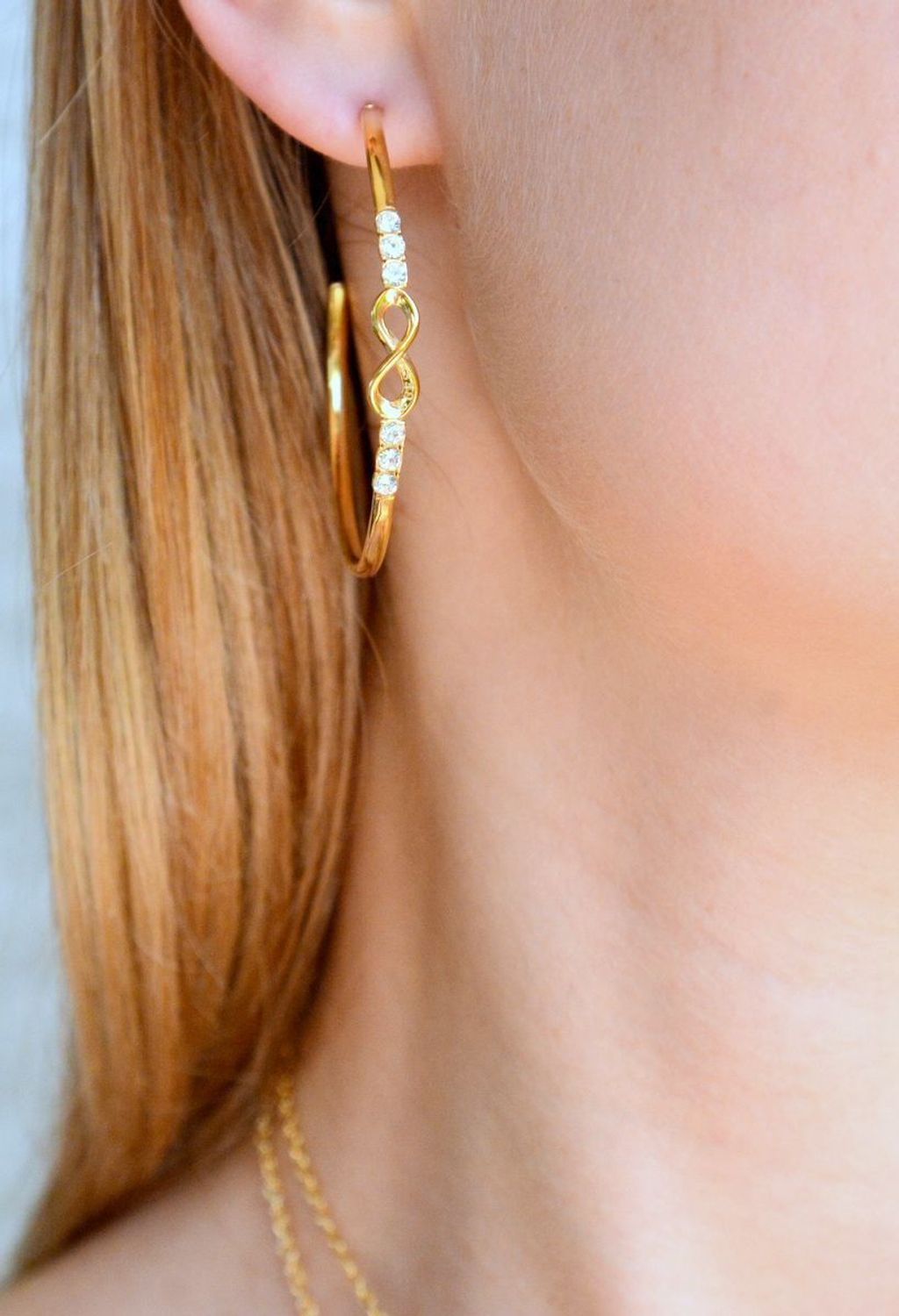 Złote koła kolczyki damskie GUESS stalowe koła pozłacane JUBE03269JWYGTU..jpg