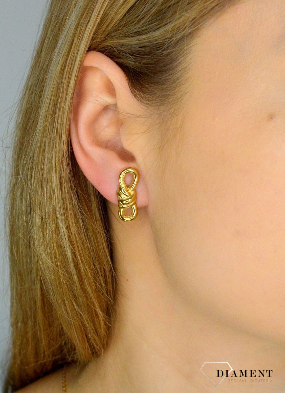 Złote kolczyki wkrętki Modern Love   GUESS JUBE04012JWYGT-U.png