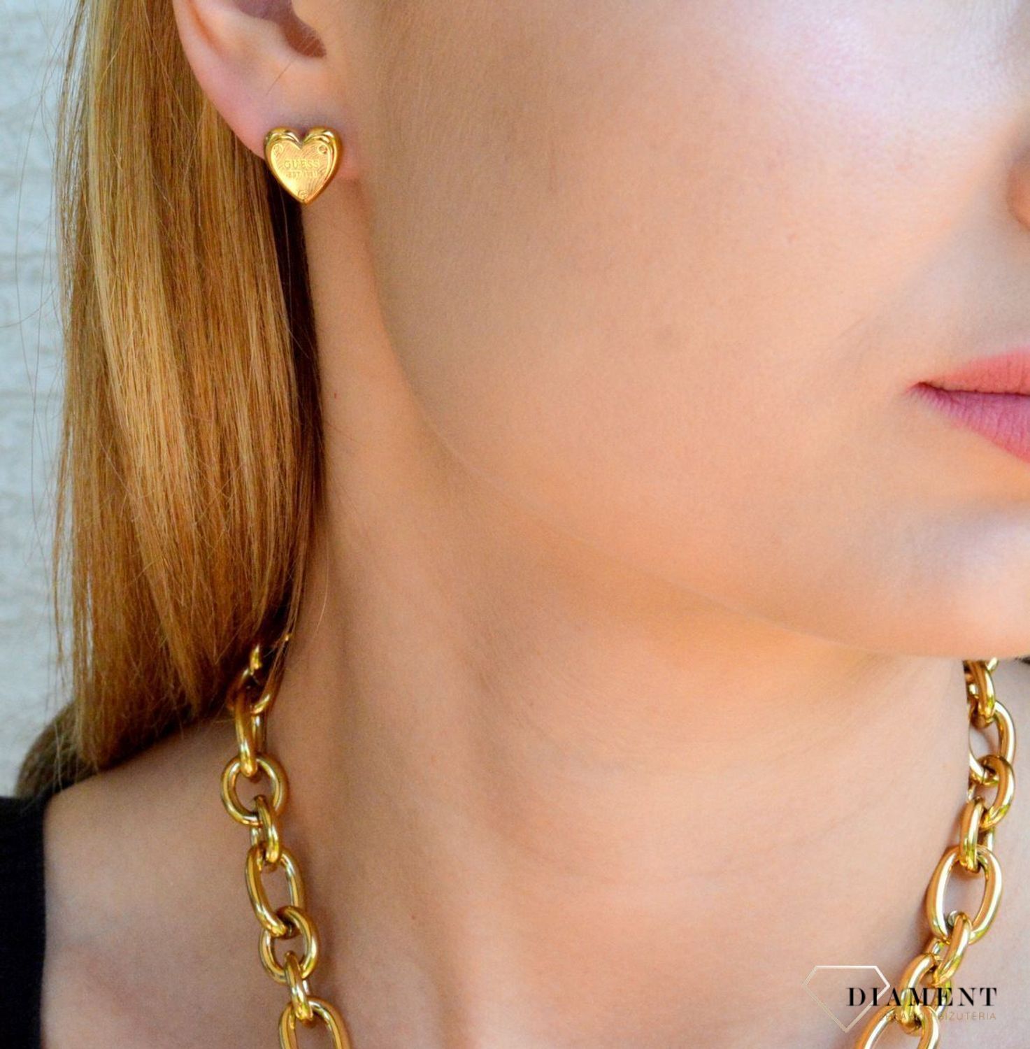 Złote kolczyki wkrętki serca Guess JUBE04209JWYGT-U.jpg