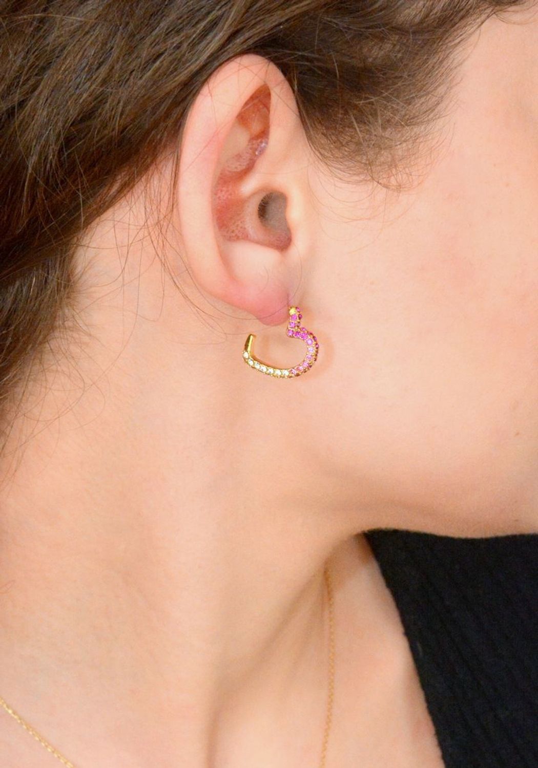 Kolczyki serca z różowymi cyrkoniami Guess JUBE05006JWYGPKTU.jpg