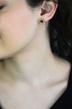 Guess Złote Kolczyki z Cyrkoniami Stal 316L JUBE05041JWYGTU (2).jpg