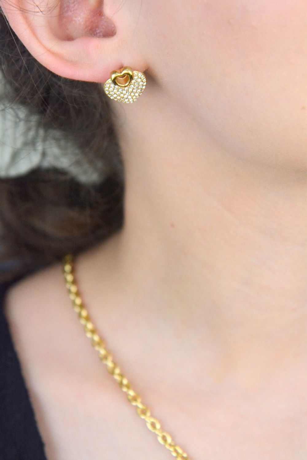 Pozłacane kolczyki Guess Crazy In Love Serca z cyrkonią  cyrkonia 1,5 cm.jpg