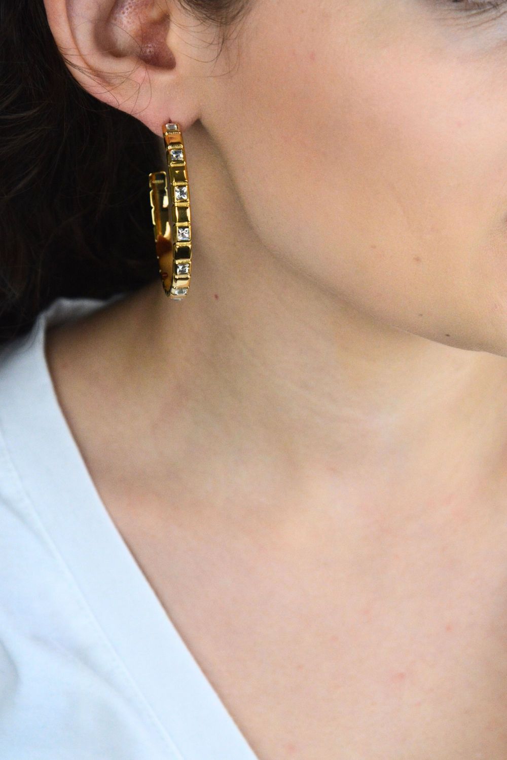 Kolczyki damskie Guess duże koła złote z cyrkoniamid.jpg