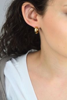 Kolczyki Guess Stalowe Złote JUBE06183JWYGT-U – Koła z Cyrkoniami i Kwadracikamidf (1).jpg