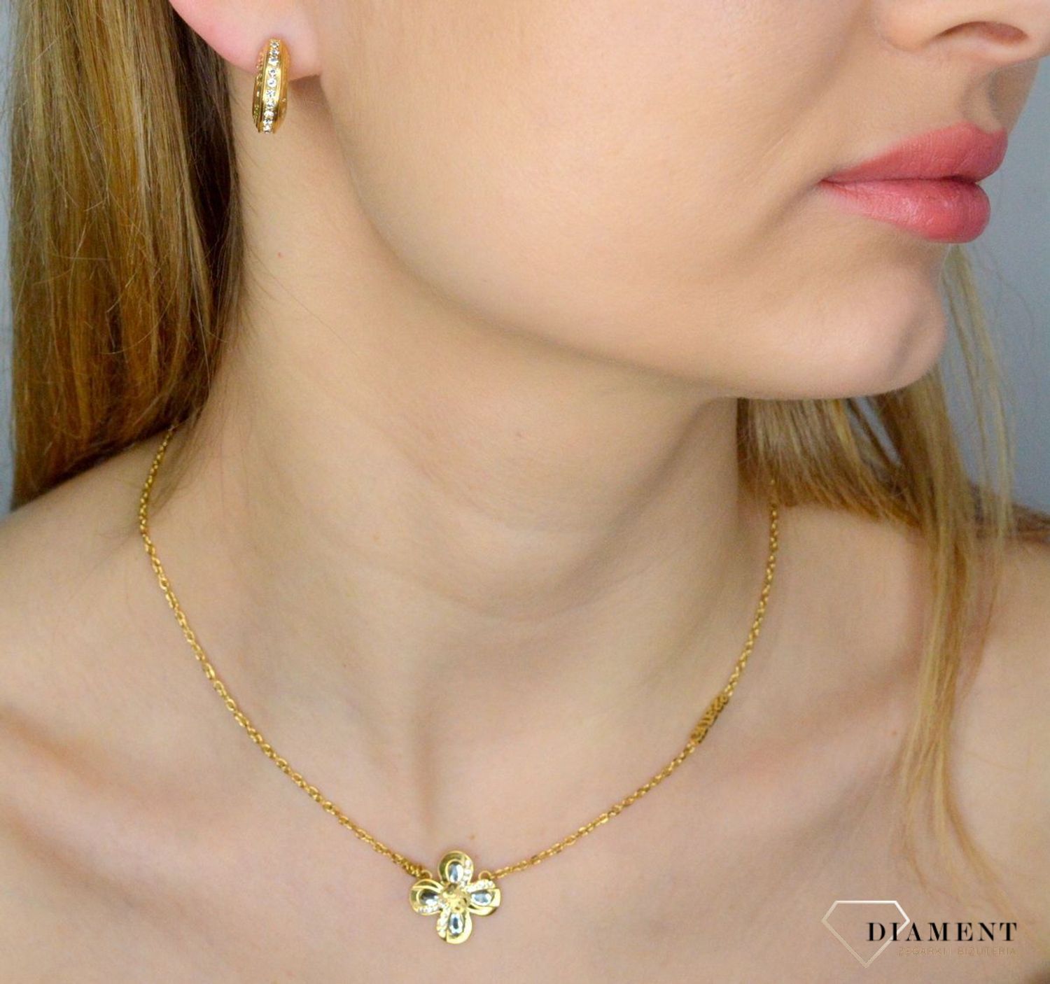 Naszyjnik damski Guess celebrytka logo Guess JUBN03057JWYGT-U. Naszyjnik damski Guess. Naszyjnik damski stalowy Guess. Naszyjnik Guess na prezent dla kobiety..jpg