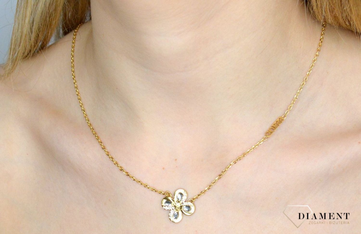 Naszyjnik damski Guess celebrytka logo Guess JUBN03057JWYGT-U. Naszyjnik damski Guess. Naszyjnik damski stalowy Guess. Naszyjnik Guess na prezent dla kobiety..jpg