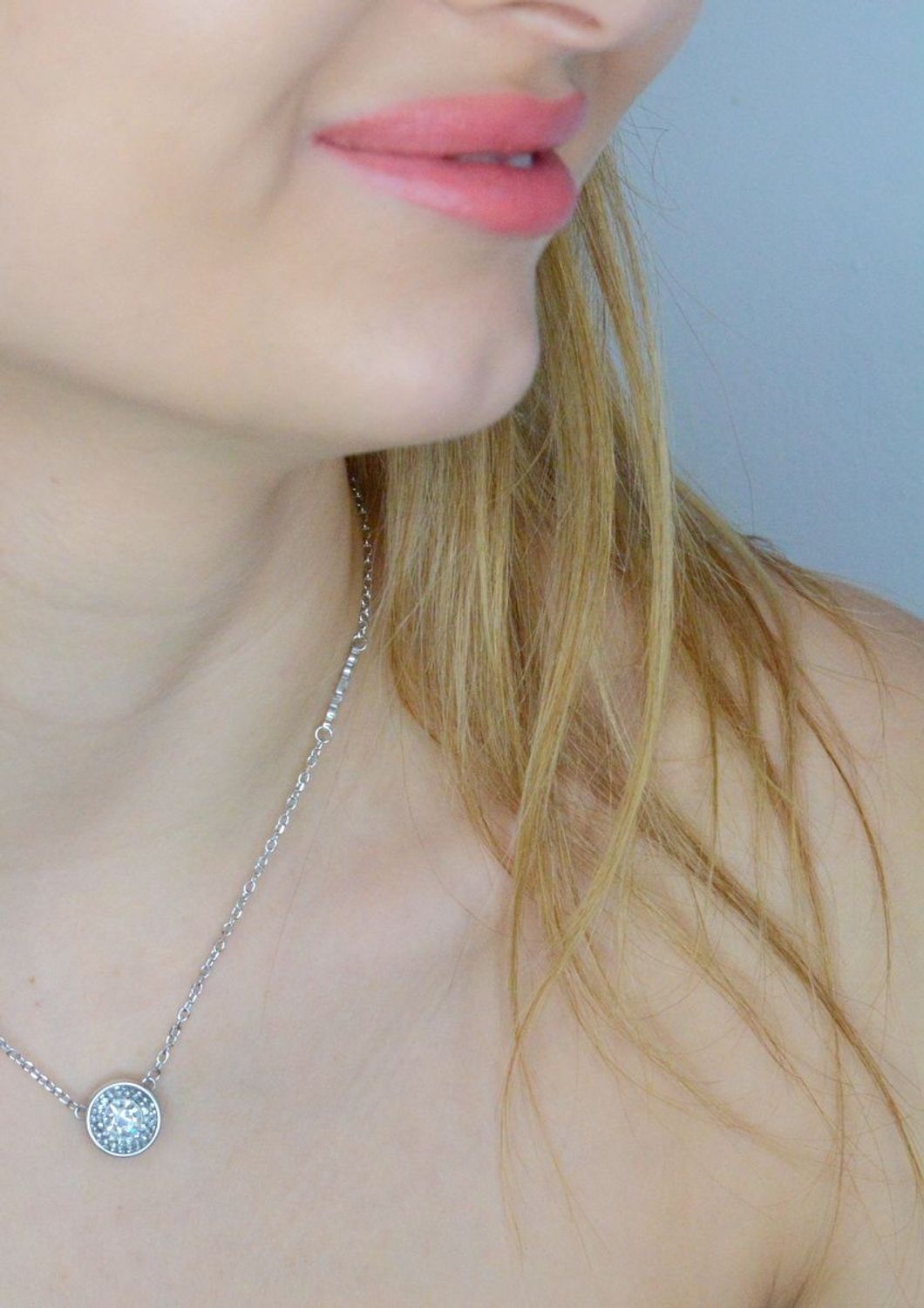 Naszyjnik damski Guess celebrytka logo Guess JUBN03398JWRHT-U. Naszyjnik damski Guess. Naszyjnik damski stalowy Guess. Naszyjnik Guess na prezent dla kobiety..jpg