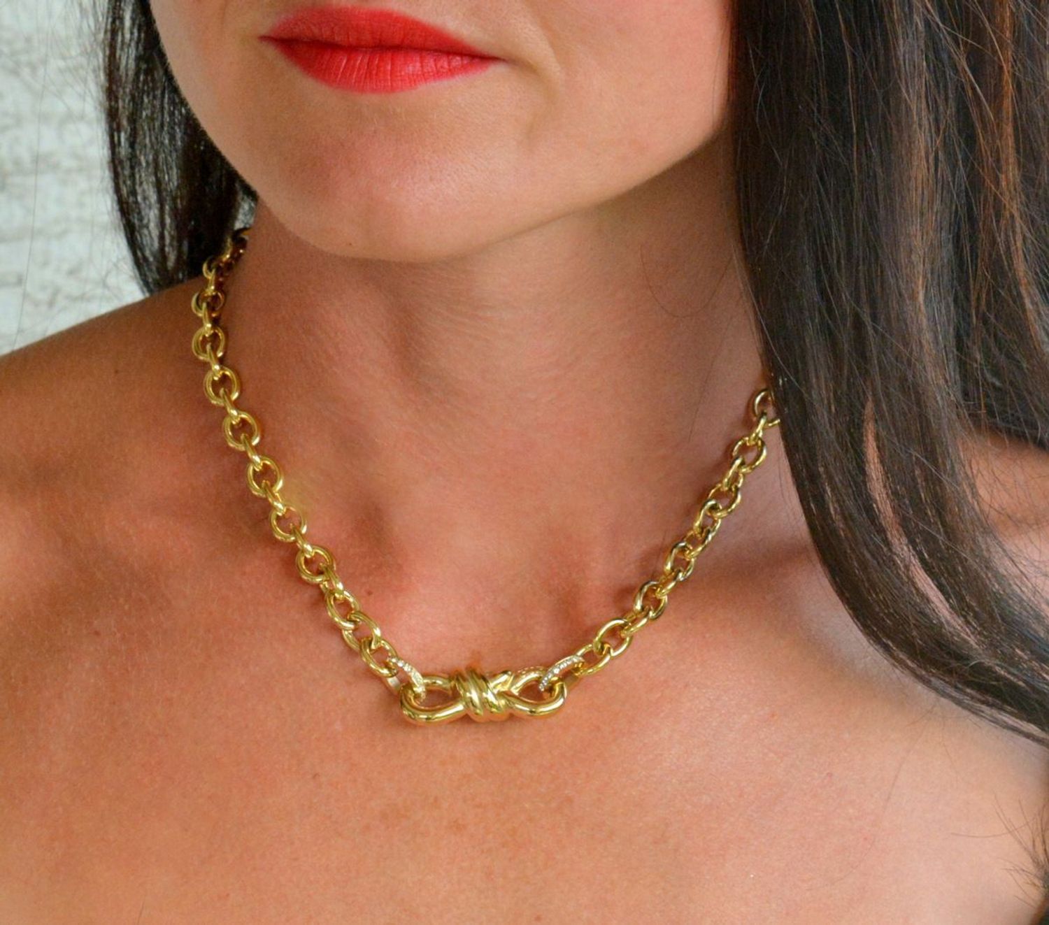 Naszyjnik damski pozłacany GUESS Modern Love JUBN04005JWYGT.jpg