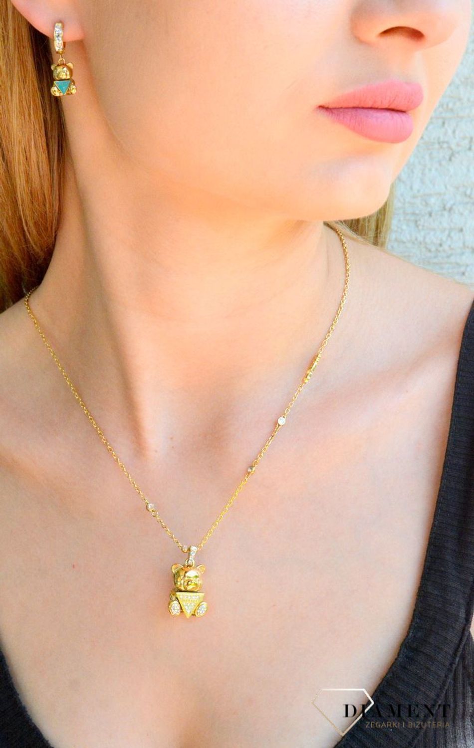 Naszyjnik damski Guess Rock Candy Miś JUBN04181JWYGTU. Oryginalny naszyjnik marki Guess. Biżuteria Guess na prezent dla kobiety. Miś z Guess. Naszyjnik damski z zawieszką misia..jpg