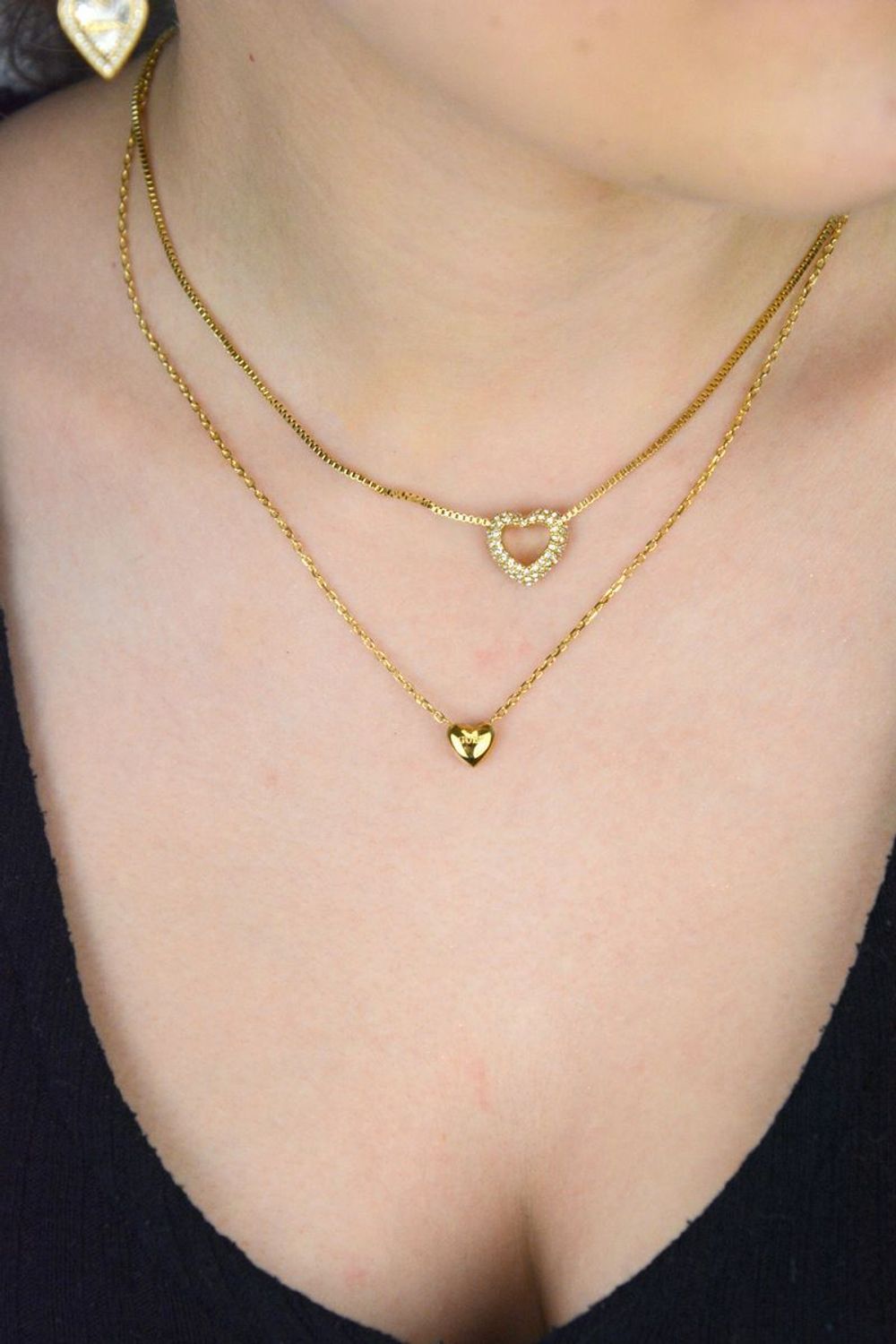 Naszyjnik damski Guess 💖 podwójny łańcuszek z serduszkami i cyrkonią – stal szlachetna.jpg