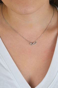 Naszyjnik Guess JUBN06047JWRHTU srebrny nieskończoność serce  damski (4).jpg