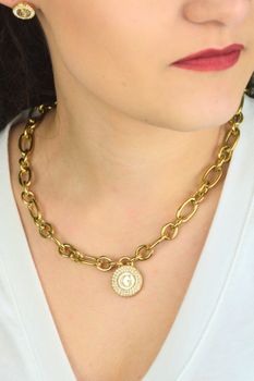 Naszyjnik damski Guess złoty z perłową zawieszką 'G'  i cyrkoniami 2JUBN06193JWYGT-U (6).jpg