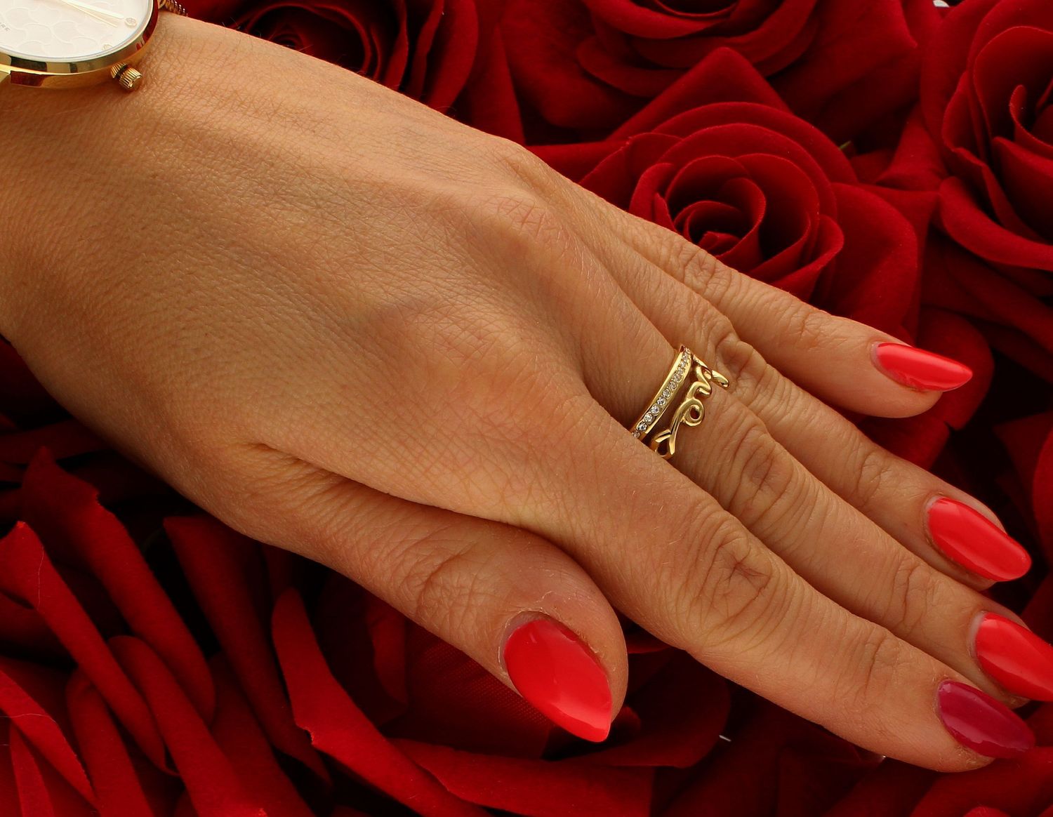 Pierścionek damski Guess JUBR03315JWYG z cyrkoniami JUBR03315JWYG. Pozłacany pierścionek Guess. Pierścionek marki Guess. Pierścionek Guess idealny na prezent dla kobiety..jpg