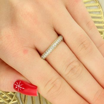 Pierścionek damski GUESS JUBR06023JWYG58 – złoty z cyrkoniami rozmiar 18 cyrkonia.jpg