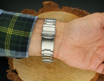 Zegarek męski Citizen JV1006-51L Promaster Land Eco-Drive – szafirowe szkło, stal 316L, analogowo-cyfrowa tarcza, 200M wodoszczelności. Limitowana edycja 35-lecia. Idealny na prezent!  (1).jpg