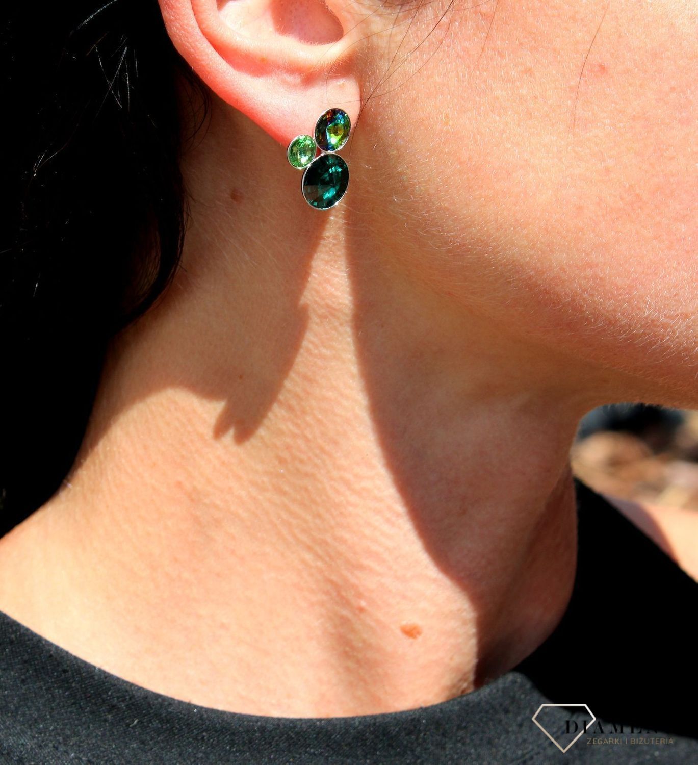 Kolczyki Spark z kryształami Swarovski w kolorach Emerald, Vitrail Medium.jpg
