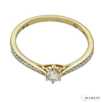 Pierścionek z Diamentami  Blask miłości  585 DIAMENT K17410 Biżuteria z kamieniami szlachetnymi, które swoim blaskiem zachwycą każdą kobietę. Biżuteria wyrażająca więcej niż słowa wykonana z 14 karatowego.jpg