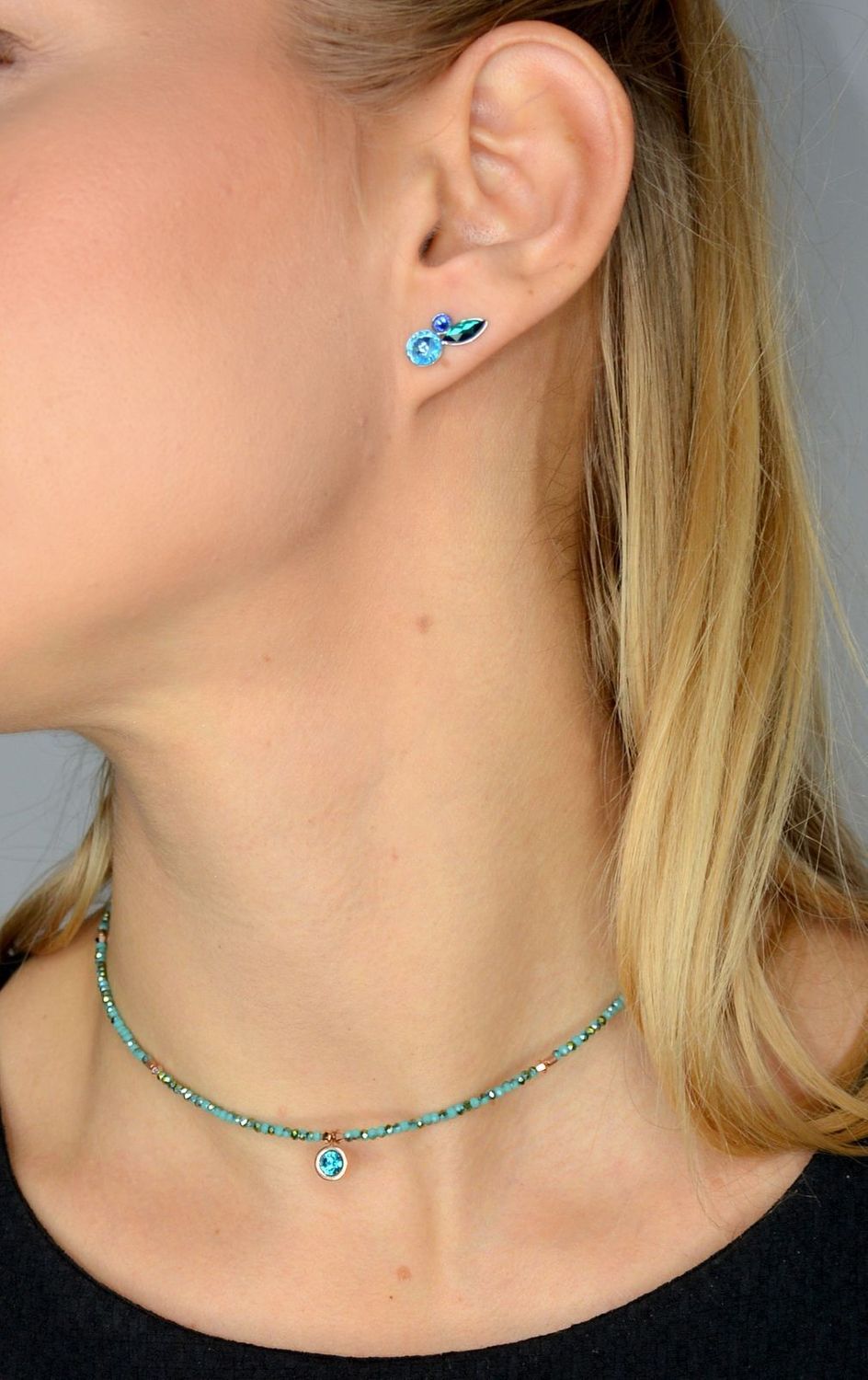 Kolczyki srebrne Swarovski 'Zielony błysk' K2201MIX1EMAQ.jpg