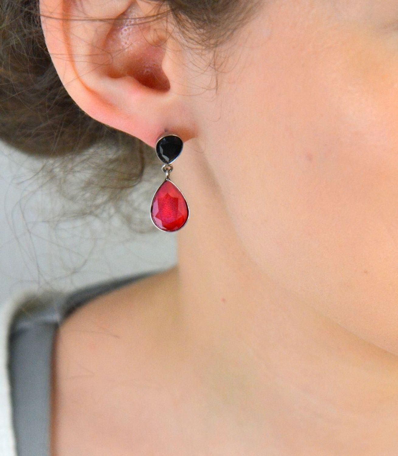 Kolczyki Srebrne wiszące z kryształami Swarovski Pera K43202JRR.jpg