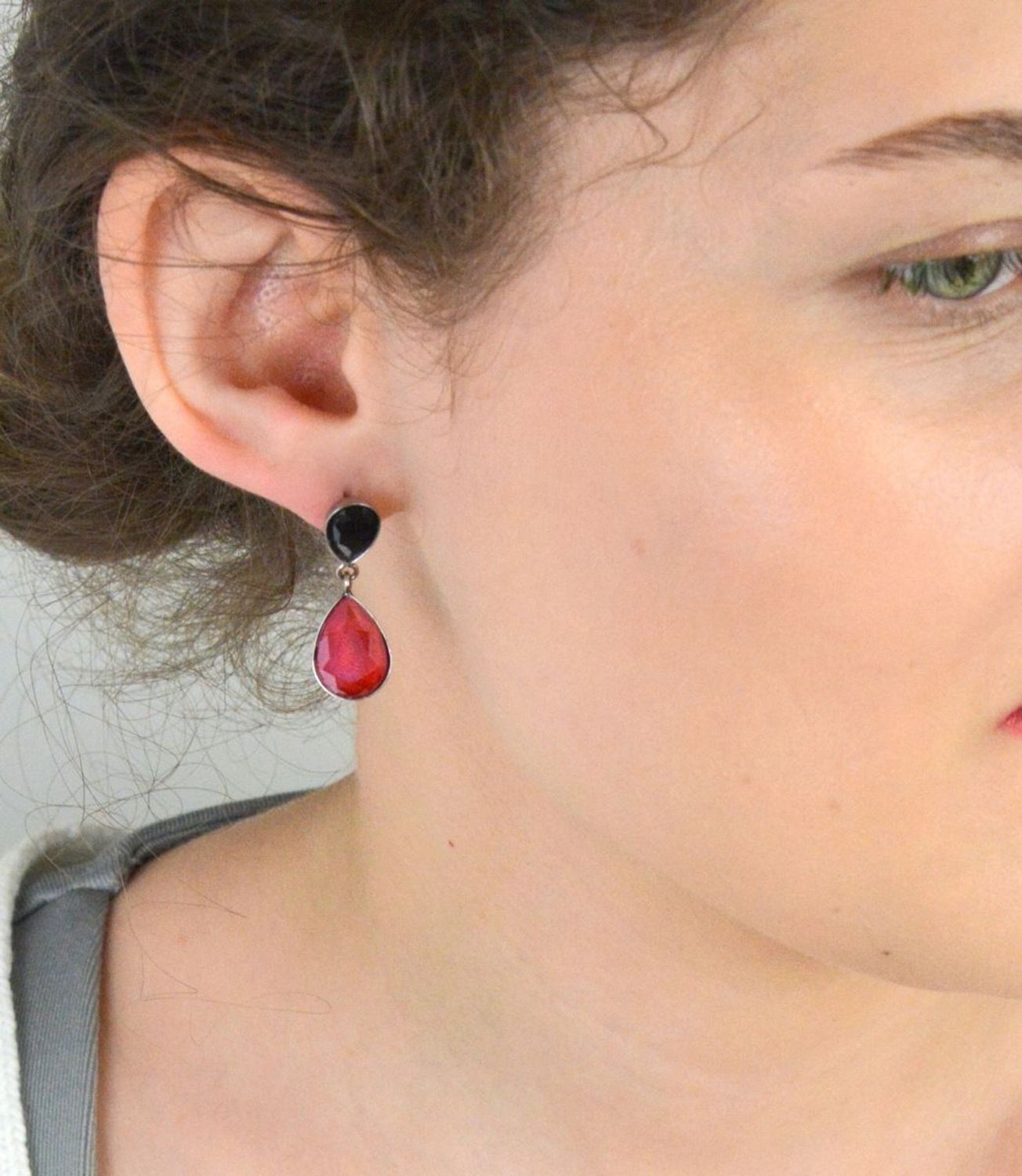 Kolczyki Srebrne wiszące z kryształami Swarovski Pera K43202JRR.jpg