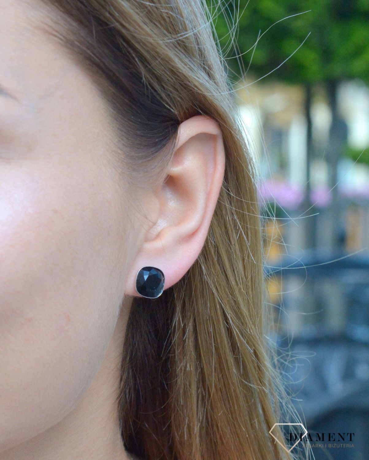 Kolczyki srebrne Swarovski Busso Jet K447010J.jpg