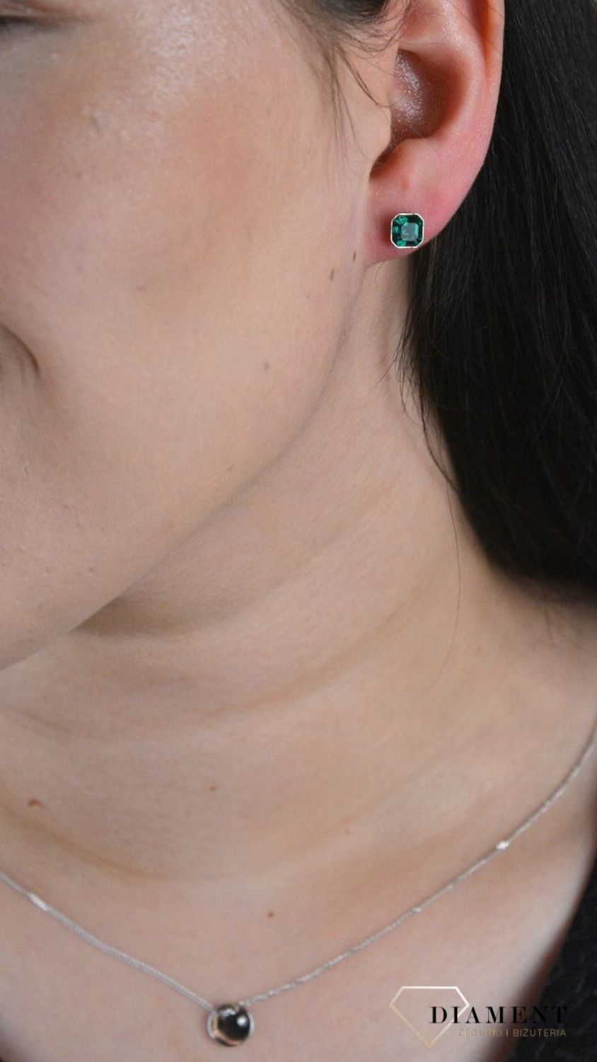 Srebrne kolczyki Spark Swarovski Emerald K44806EM.jpg