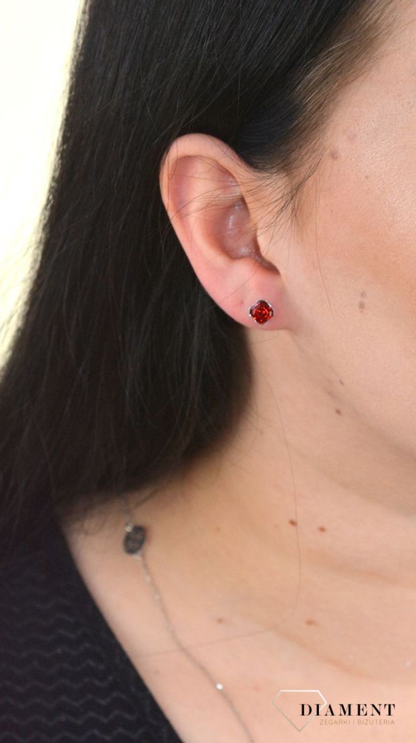 Srebrne kolczyki Spark Swarovski Scarlet K44806SC.jpg