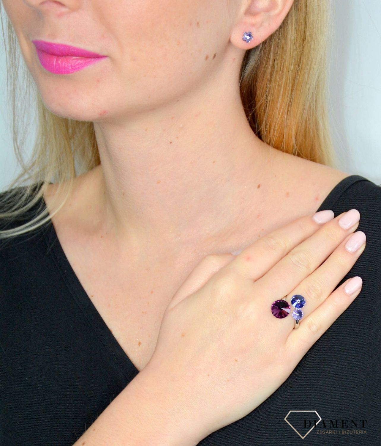 Kolczyki srebrne Swarovski fioletowe kwiatki✓ Prezent dla dziewczyny✓ Prezent dla mamy✓Biżuteria srebrna w Sklepie z Biżuterią zegarki-diament.pl✓Piękna i Elegancka Kolczyki dla Kobiet✓Prawdziwe Srebro✓Darmowa wysyłka✓.jpg