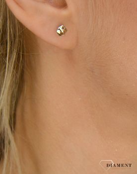 Kolczyki srebrne Swarovski małe kostki Golden Shadow✓ Prezent dla dziewczyny✓ Prezent dla mamy✓Biżuteria srebrna w Sklepie z Biżuterią zegarki-diament (2).JPG