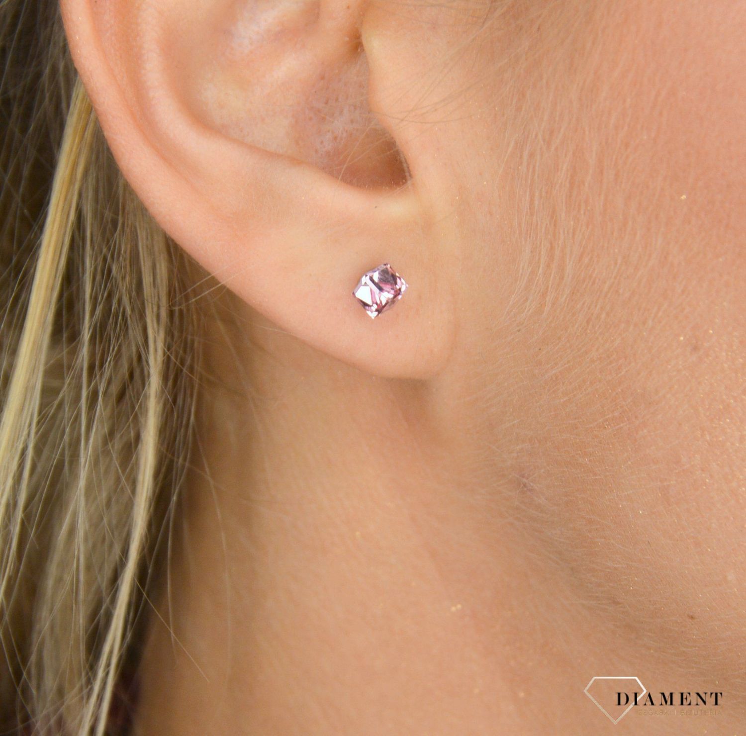 Kolczyki Small Cube Studs K48414LR.jpg