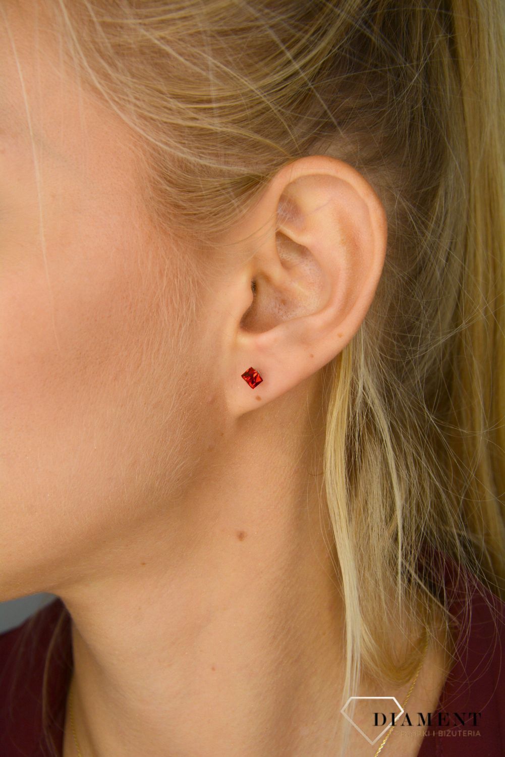 Kolczyki Small Cube Studs K48414SI.jpg