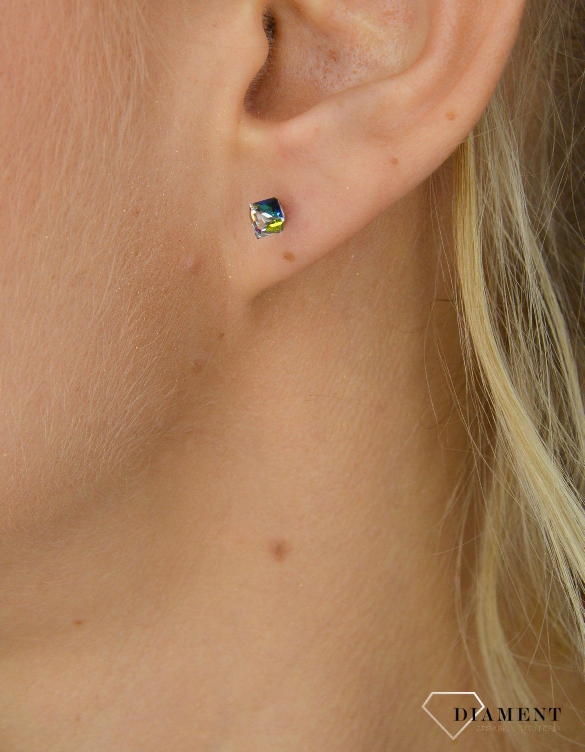 Kolczyki Small Cube Studs K48414VM.jpg