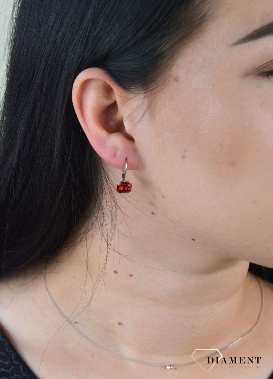 Kolczyki srebrne Spark z Kryształkami Swarovski w czerwonym odcieniu KA44808SC.jpg