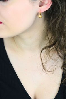 Kolczyki Spark Firefly Small pozłacane – kryształ jasny topaz 8 mm (2).jpg