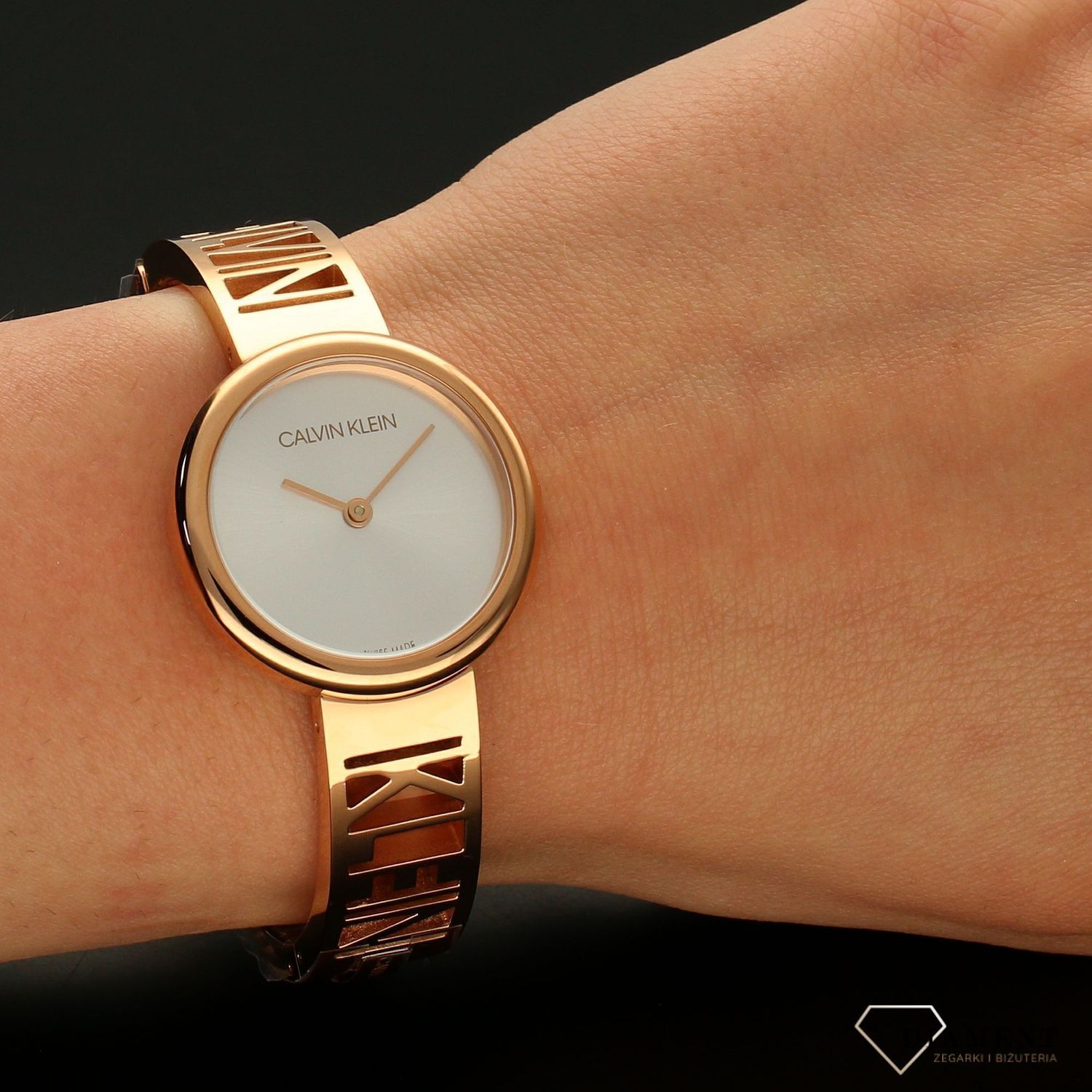 Zegarek damski Calvin Klein na sztywnej bransolecie KBK2S616 (2).jpg