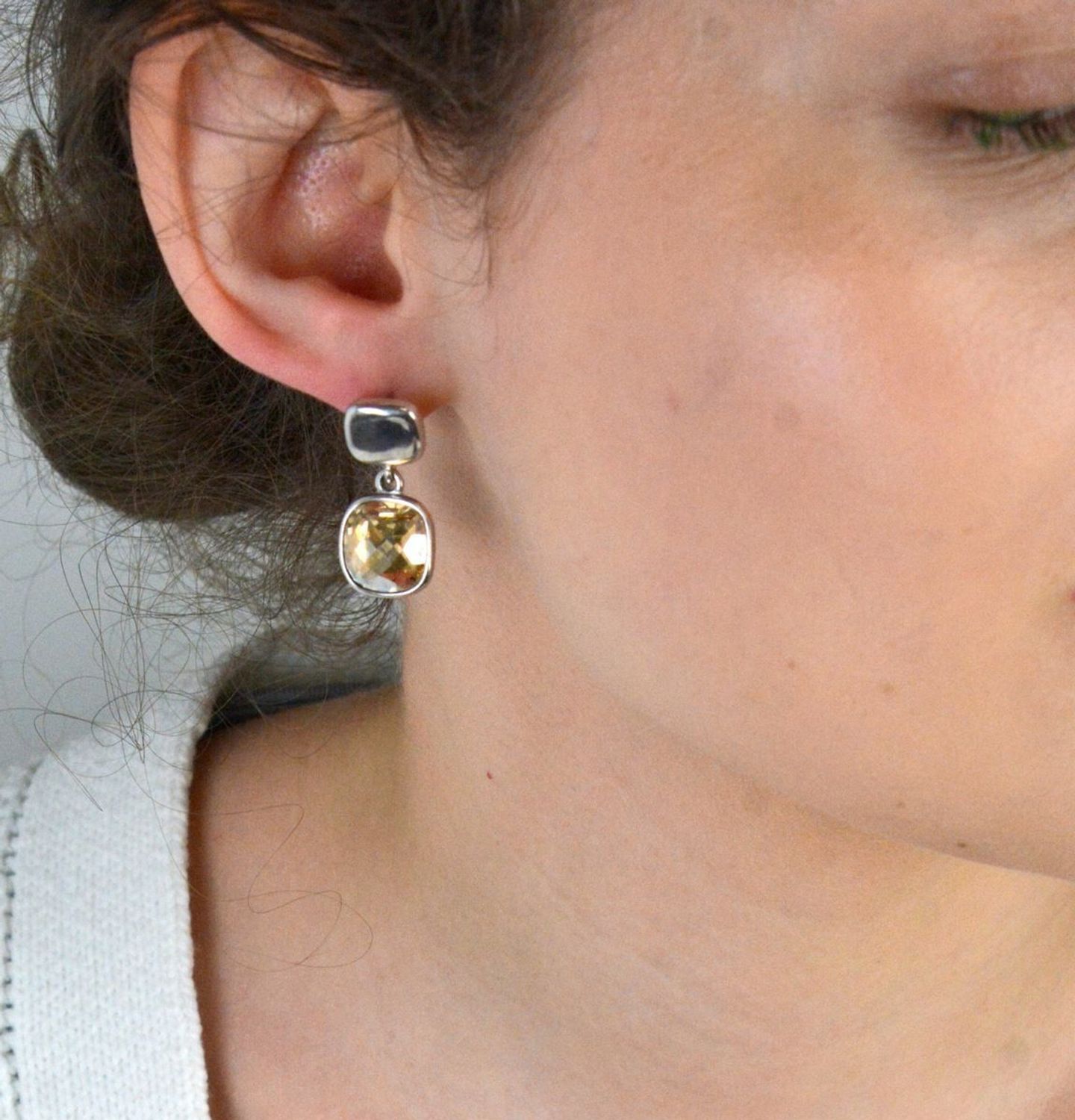 Kolczyki Srebrne wiszące Swarovski jasny brąz KC15E.jpg