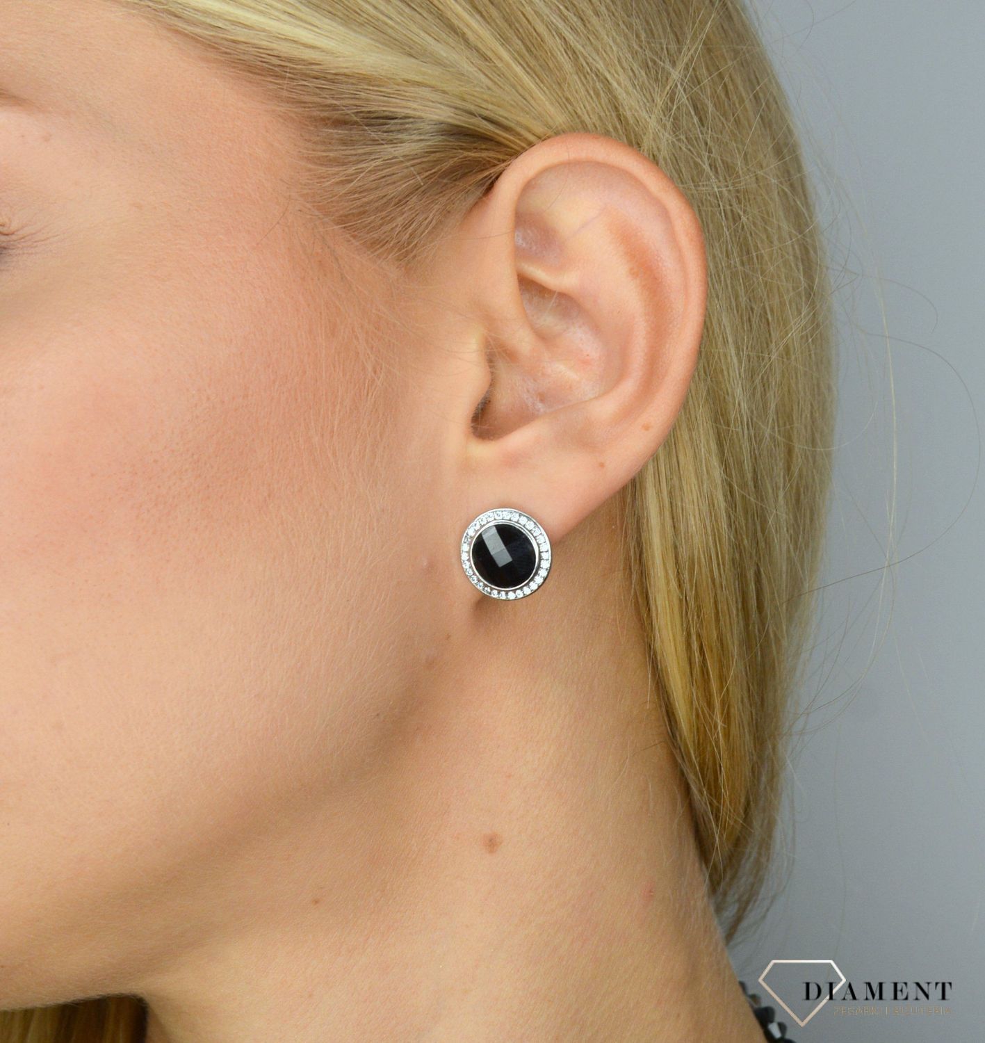 Kolczyki Cheesboard Circle Studs Black Diamond.jpg