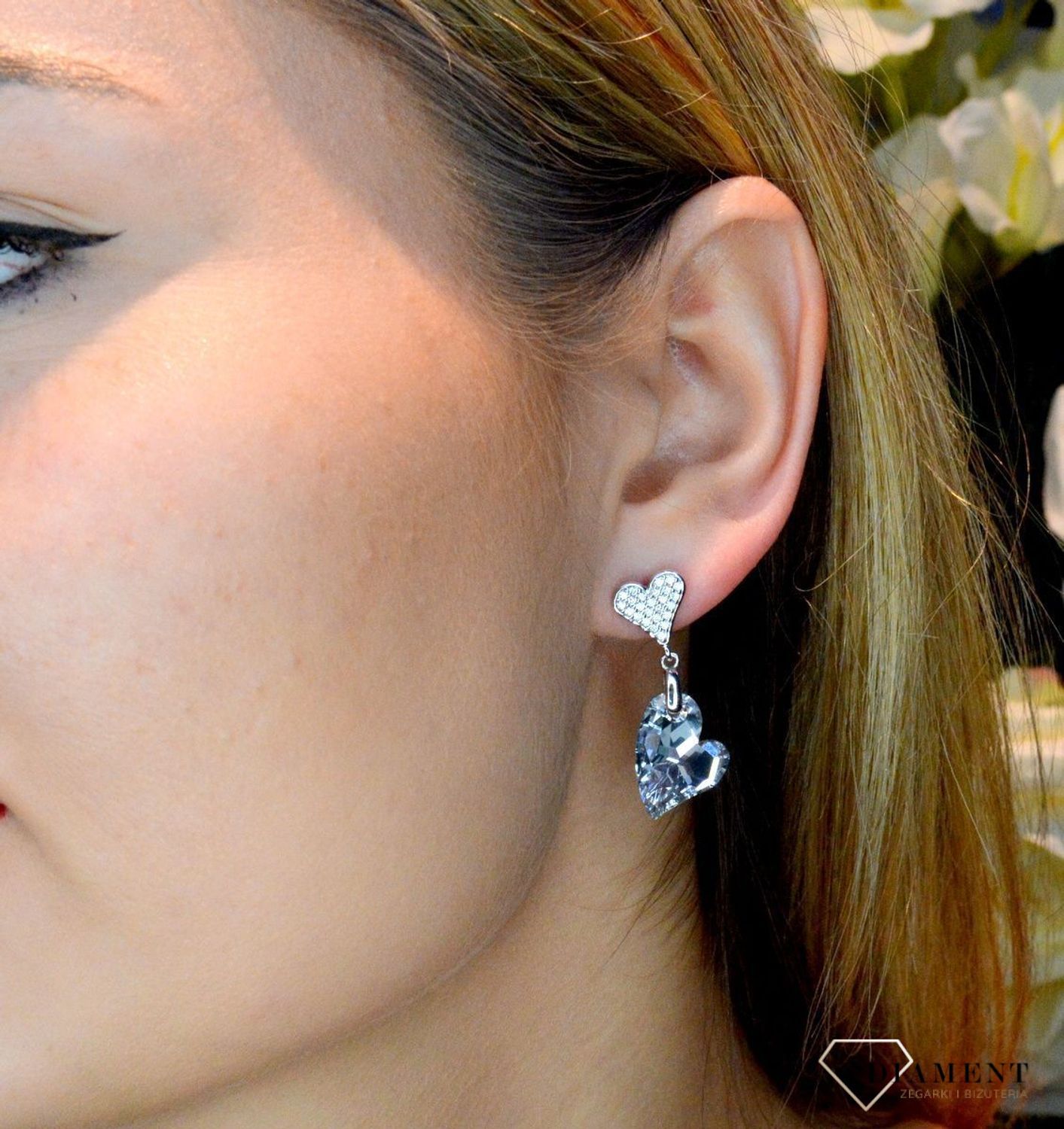 Kolczyki srebrne serca z Kryształkami Swarovski Corazon Comet Argent Light KC626117C. Kolczyki damskie na prezent. Kolczyki serduszka. Kolczyki na walentynki. Kolczyki dla ukochanej. Błyszcząca biżuteria spark..jpg