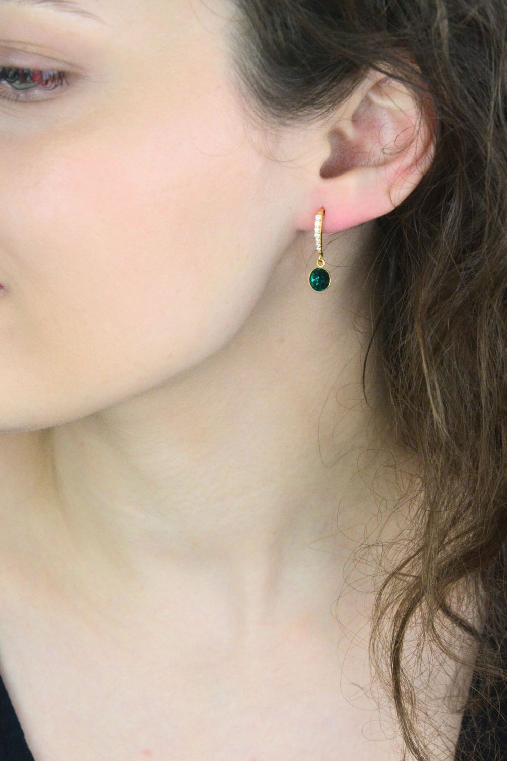 Kolczyki pozłacane z kryształami Swarovskiego Emerald  Srebro 925.jpg