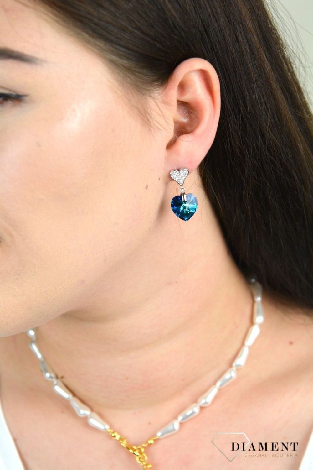 Srebrne kolczyki wiszące Spark Swarovski w kształcie serca Bermuda Blue KCN622814BB.jpg