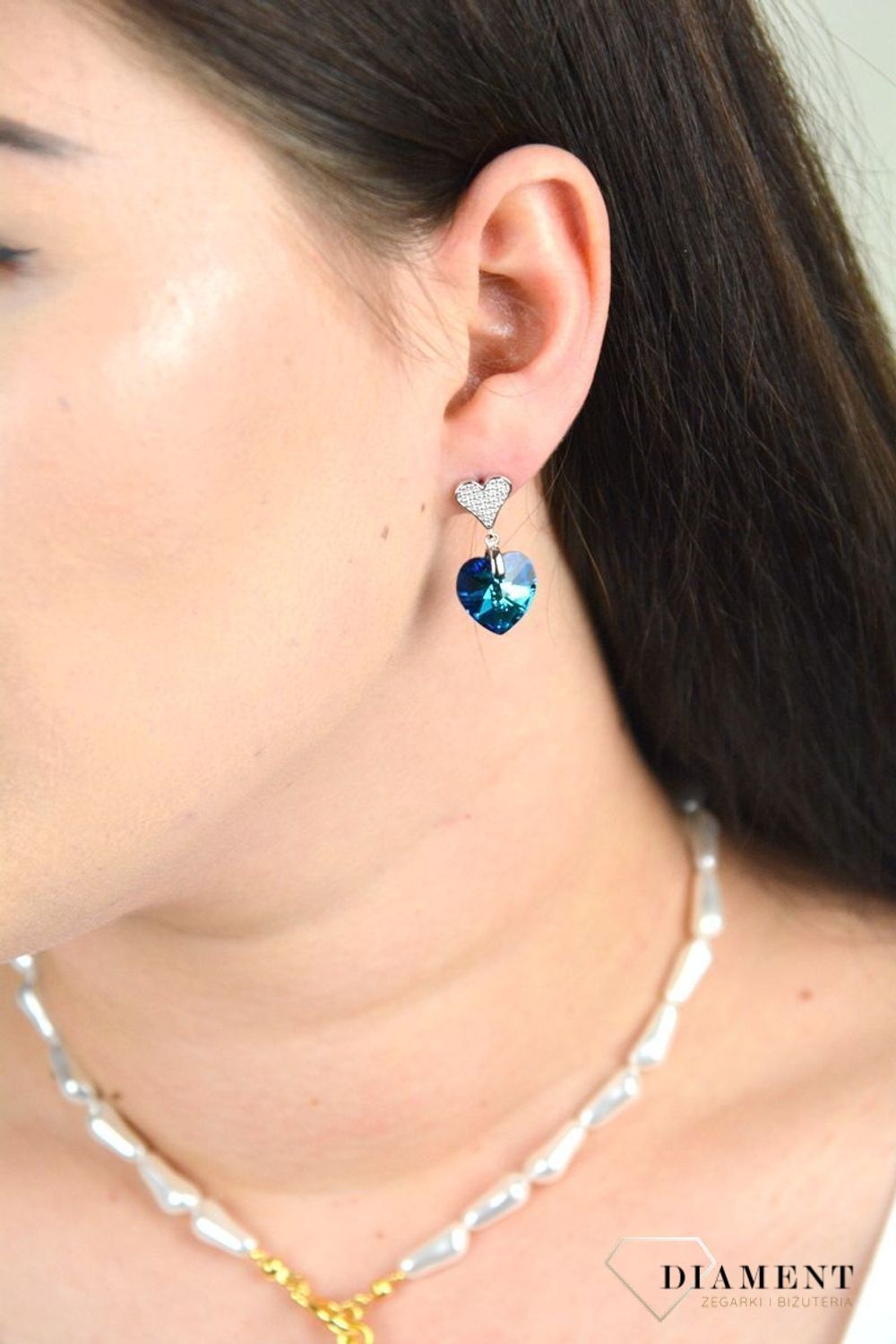 Srebrne kolczyki wiszące Spark Swarovski w kształcie serca Bermuda Blue KCN622814BB.jpg