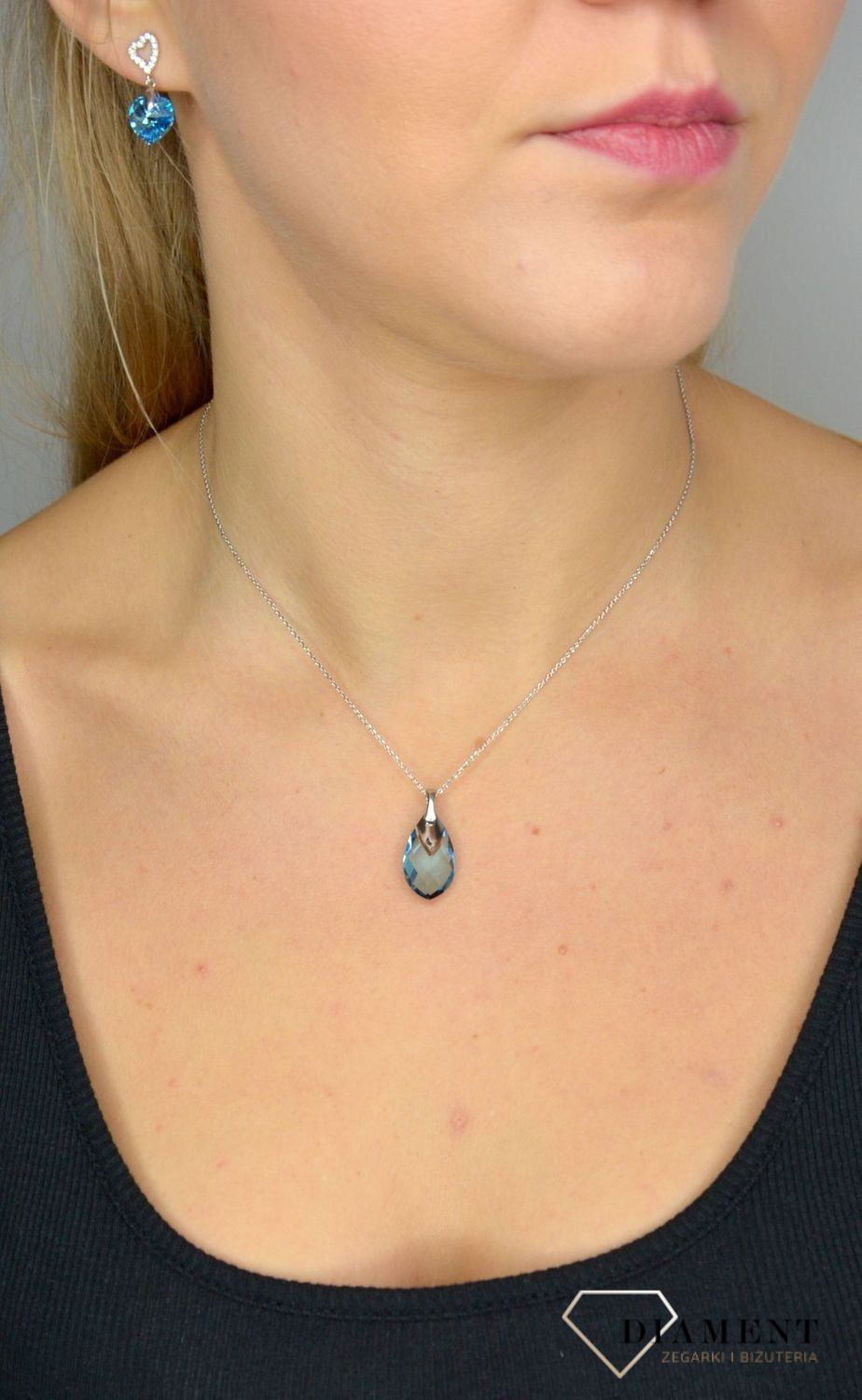 Srebrne kolczyki serce niebieskie Swarovski.jpg