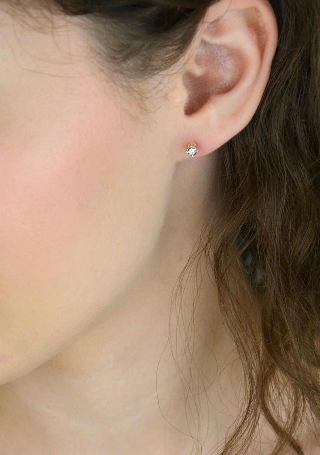 Złote kolczyki z diamentami 0,18ct HSI – KE19940Y, próba 585, sztyft.jpg