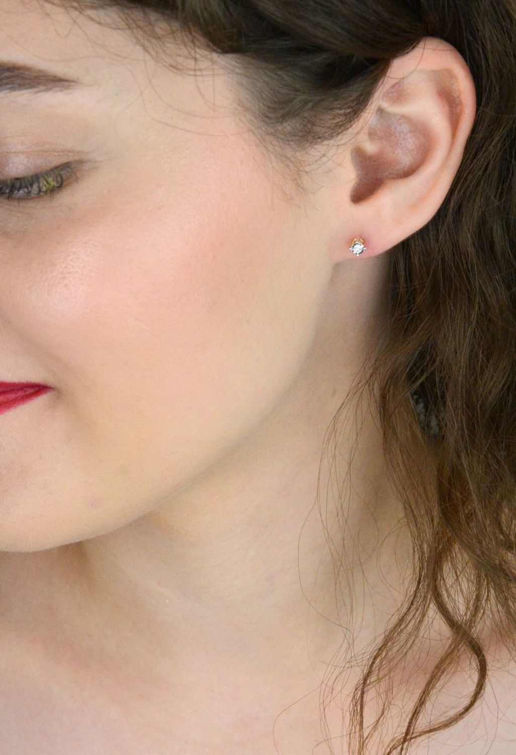 Złote kolczyki z diamentami 0,18ct HSI – KE19940Y, próba 585, sztyft.jpg